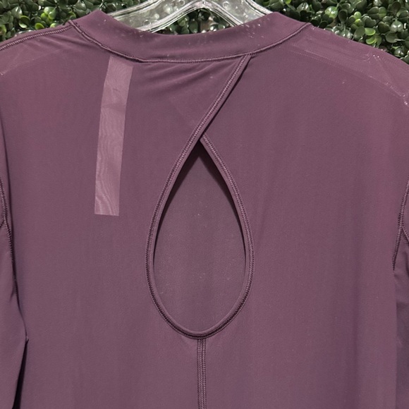 LULULEMON Keyhole Mesh Long-Sleeve Shirt in GRAPE THISTLE - Picture 12 of 16